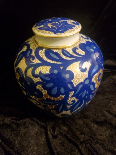 Vaso con coperchio porcellana