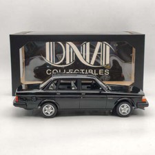 DNA Collectibles 1/18 Volvo