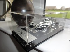 Centro tavolo 1/18 Nigel