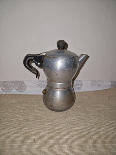 Vecchia caffettiera coffee - caffettiera,
