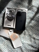 Iphone 15 128 gb vetro danneggiato ma telefono funzionante 