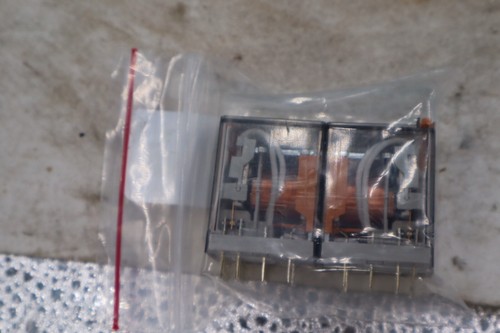 Finder 8 230 - 2x,