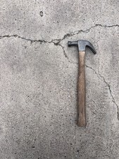 Martello artiglio curvo