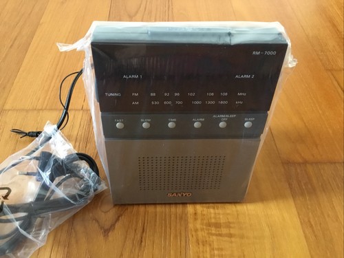 Radiosveglia vintage sanyo - radiosveglia,