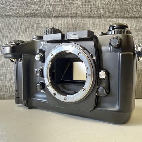 Fotocamera nikon pellicola - f4,