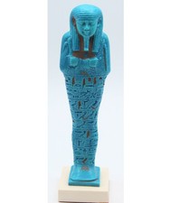 Antica statuina egizia