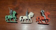 3 SOLDATINI  132   CAVALIERI MEDIOEVALI    VINTAGE