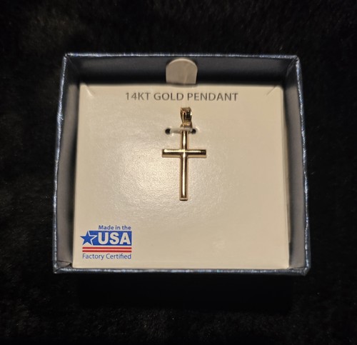 Ciondolo croce cristiana