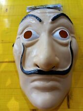 maschera in plastica la casa