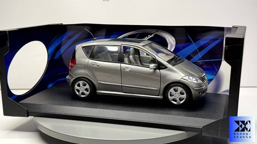 Maisto mercedes benz a - 1/18,