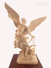 Statua di San Michele