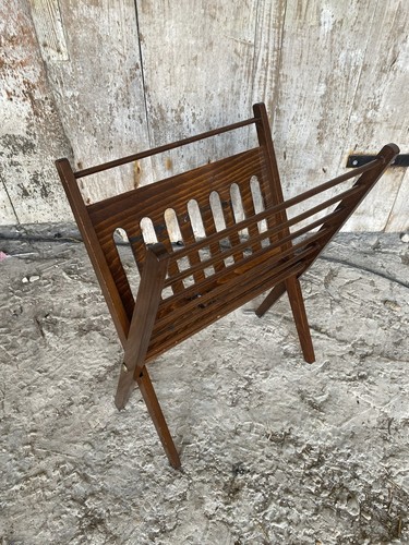 Porte revues pliant - pliant, scandinave