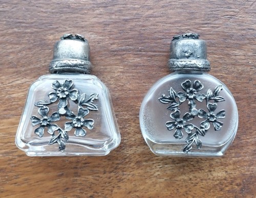 Ciondolo bottiglia profumo