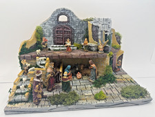 Presepe Artigianale – Natività con Grotta e Personaggi Completi