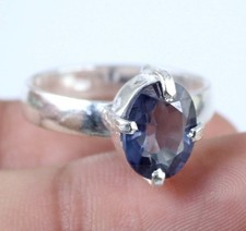 Anello con pietre preziose