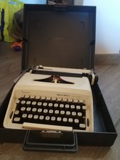Macchina Da Scrivere Antica 