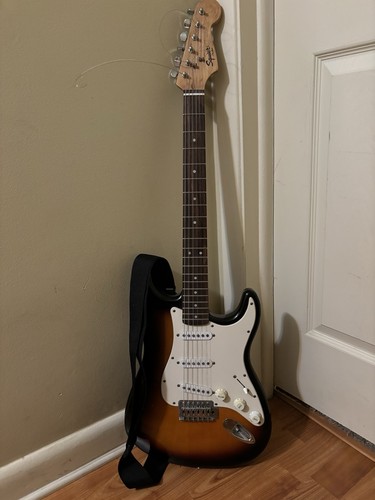 Fender 371001532 squier bullet - 371001532,