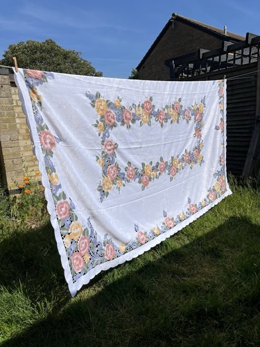 Large vintage white floral - white,