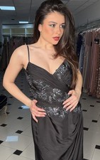 Abito lungo elegante nero con