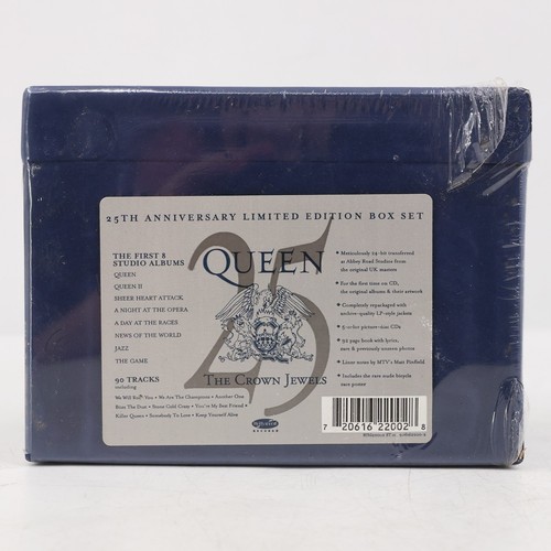 New queen the - new, crown