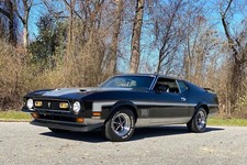 Ford Mustang Mach 1 1971 nero