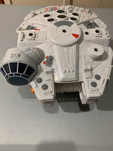 Star wars millenium falcon - wars,