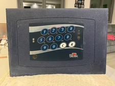 Cassaforte incasso a muro combinazione elettronica Stark L31xH21xP15 a batteria