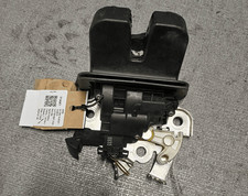 Serratura portello post.  AUDI A4 (8K) 2.0 TDI cl.diesel (110Kw) Sw d1a6e1