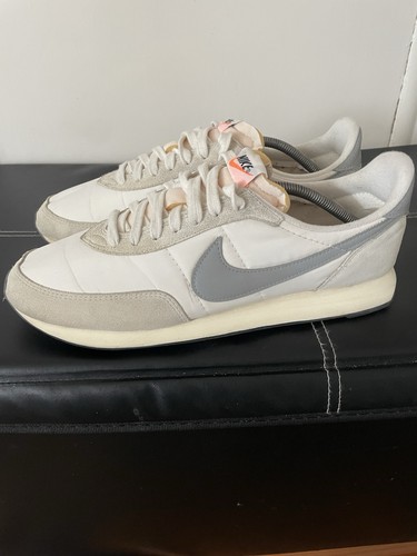 Rara 2022 nike waffle - v,