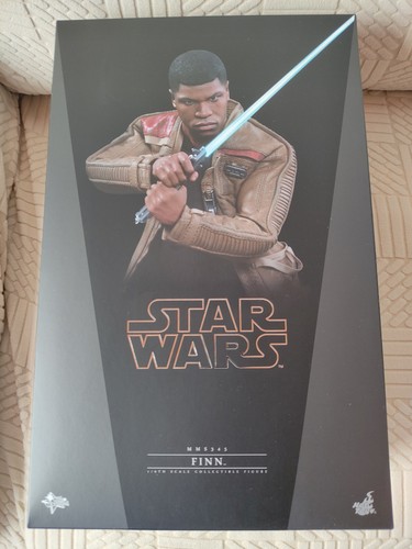 Hot toys finn - finn, action