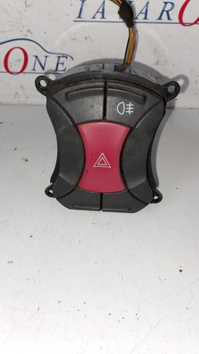 Pulsante quattro frecce per - frecce,