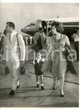 1960 ROMA Gina LOLLOBRIGIDA con Milko SKOFIC e il figlio Andrea SKOFIC *Foto
