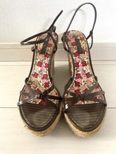 Sandali Louis Vuitton suola