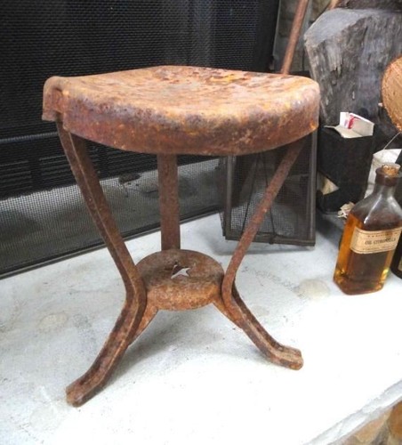 Antico sgabello mungitura - antico,