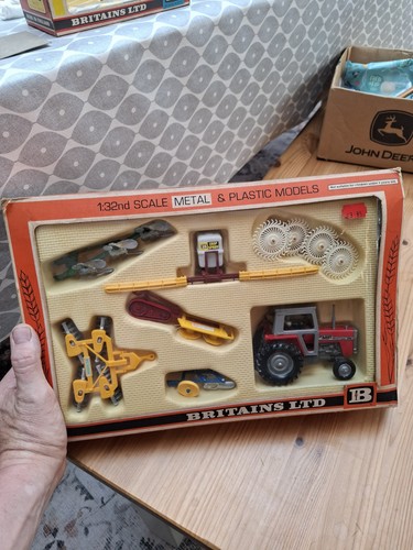 Britains farm toys - toys, set