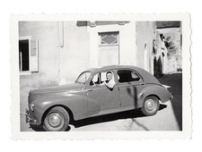 C213 Peugeot 203. Homme au