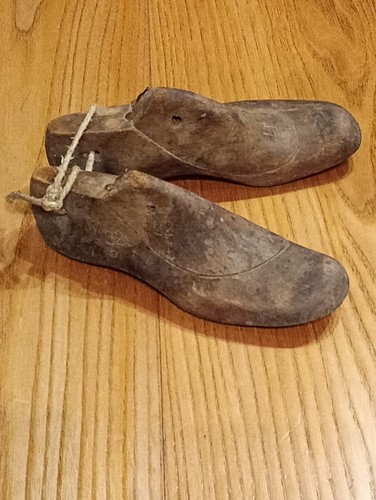Paio forma legno - in, scarpe