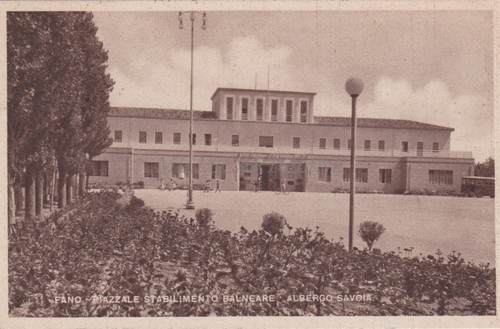 Fano piazzale stabilimento - -,
