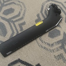 Reggisella aerodinamico in