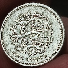 1997 RARE ONE POUND COIN