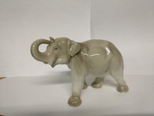 Elefante in porcellana vintage