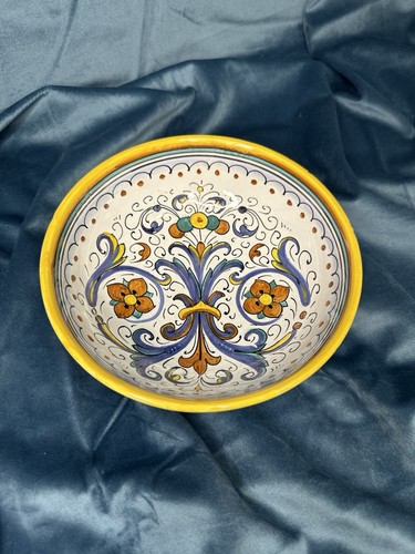 Hand painted italian majolica - italian,