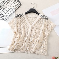 Donna Uncinetto Corto