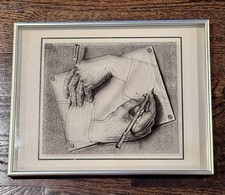 M.C Escher Linee Lucide