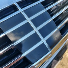 Griglia superiore anteriore