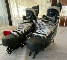 PATTINI A ROTELLE (Hockey inline)