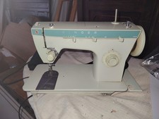 macchina da cucire vintage