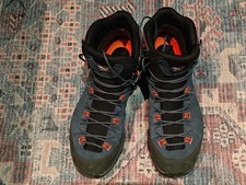 Scarponi da montagna/trekking
