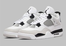 AIR JORDAN 4 MİLİTARY BLACK