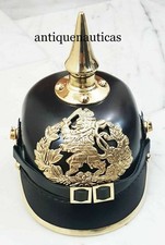 Elmetto Pickelhaube tedesco in